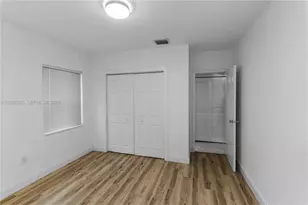 2530 SW 27th St, Miami, FL 33133 - Photo 9
