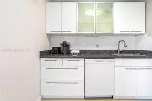 250 174th St, Sunny Isles Beach, FL 33160 - Photo 11