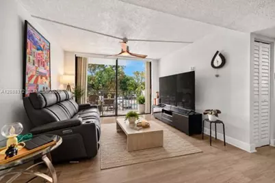 8002 SW 149th Ave #B216, Miami, FL 33193 - Photo 5