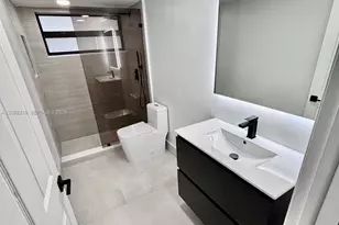 6830 Indian Creek Dr, Miami Beach, FL 33141 - Photo 17
