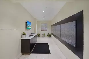 3801 S Ocean Dr, Hollywood, FL 33019 - Photo 19