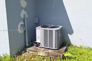 432 NW 15th St, Florida City, FL 33034 - Photo 25