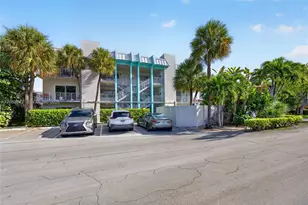2715 NE 49th St, Fort Lauderdale, FL 33308 - Photo 1