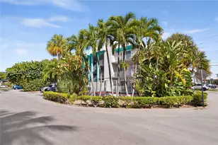 2715 NE 49th St, Fort Lauderdale, FL 33308 - Photo 3