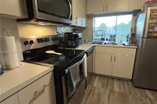9431 SW 4th St, Miami, FL 33174 - Photo 5