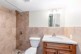 540 Brickell Key Dr, Miami, FL 33131 - Photo 13