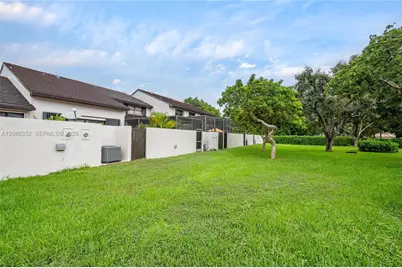 8999 SW 133rd Ct #B, Miami, FL 33186 - Photo 13