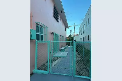 822 SW 6th St #1, Miami, FL 33130 - Photo 21