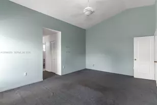 16080 SW 155th Ct, Miami, FL 33187 - Photo 15