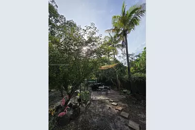 12660 NE 4th Ave, North Miami, FL 33161 - Photo 21