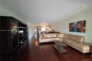 8460 Casa Del Lago, Boca Raton, FL 33433 - Photo 5