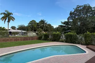 800 SW 8th Terrace, Fort Lauderdale, FL 33315 - Photo 9