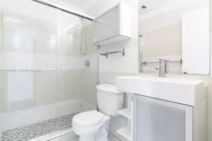 737 Jefferson Ave, Miami Beach, FL 33139 - Photo 11