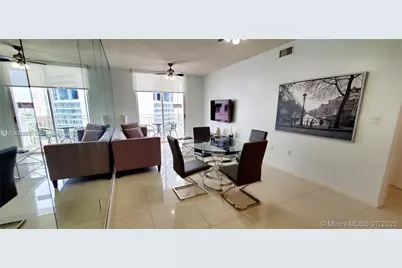 185 SE 14th Ter #1203, Miami, FL 33131 - Photo 3