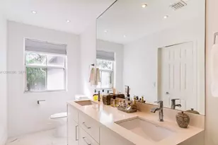 1115 Cherrypalm, Hollywood, FL 33019 - Photo 13