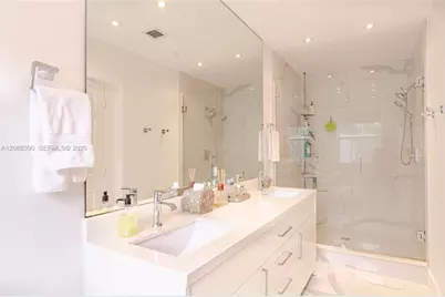 1115 Cherrypalm, Hollywood, FL 33019 - Photo 11