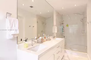 1115 Cherrypalm, Hollywood, FL 33019 - Photo 11