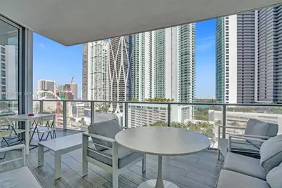 851 NE 1st Ave #1403, Miami, FL 33132 - Photo 7