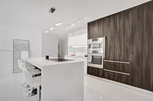 851 NE 1st Ave, Miami, FL 33132 - Photo 21