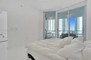 851 NE 1st Ave, Miami, FL 33132 - Photo 15