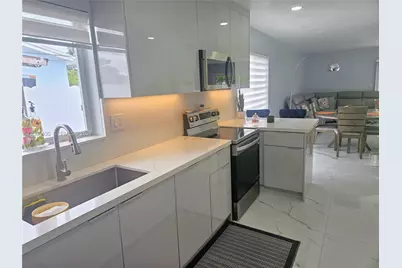 19115 Bel Aire Dr, Cutler Bay, FL 33157 - Photo 13