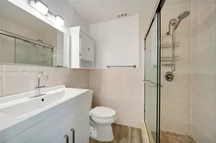 2801 N 34th Ave, Hollywood, FL 33021 - Photo 25
