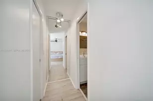 2801 N 34th Ave, Hollywood, FL 33021 - Photo 21