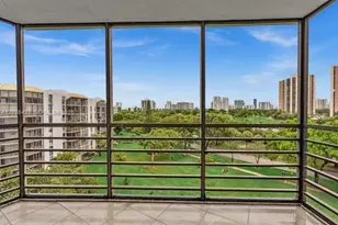 20400 W Country Club Dr, Aventura, FL 33180 - Photo 17