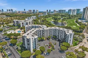 20400 W Country Club Dr, Aventura, FL 33180 - Photo 19