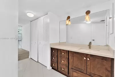 20400 W Country Club Dr #315, Aventura, FL 33180 - Photo 15