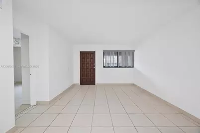 2710 W 60th Pl #105, Hialeah, FL 33016 - Photo 13