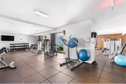 335 Biscayne Blvd #3904, Miami, FL 33131 - Photo 19