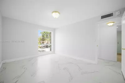 7105 Miami Lakes Dr #N10, Miami Lakes, FL 33014 - Photo 9