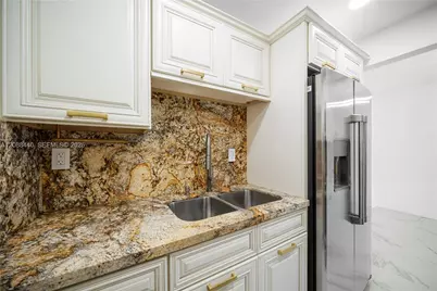 7105 Miami Lakes Dr #N10, Miami Lakes, FL 33014 - Photo 5