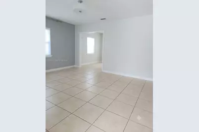 325 SW 63rd Ave #325, Miami, FL 33144 - Photo 9