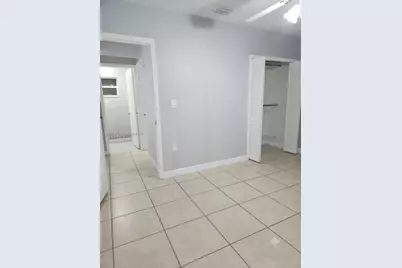 325 SW 63rd Ave #325, Miami, FL 33144 - Photo 11