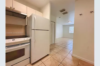 573 NE 82nd St #6, Miami, FL 33138 - Photo 7