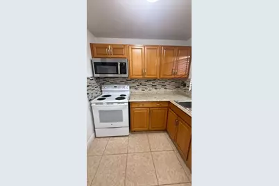 9641 Sunrise Lakes Blvd #305, Sunrise, FL 33322 - Photo 9
