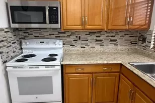 9641 Sunrise Lakes Blvd, Sunrise, FL 33322 - Photo 9