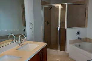 1111 SW 1st Ave, Miami, FL 33130 - Photo 11