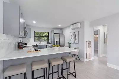 6405 Dawson St, Hollywood, FL 33023 - Photo 7