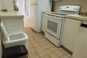 1340 Lincoln Rd, Miami Beach, FL 33139 - Photo 9
