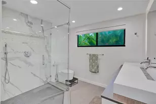 1064 NE 97th St, Miami Shores, FL 33138 - Photo 17