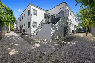 573 NE 82nd St, Miami, FL 33138 - Photo 25