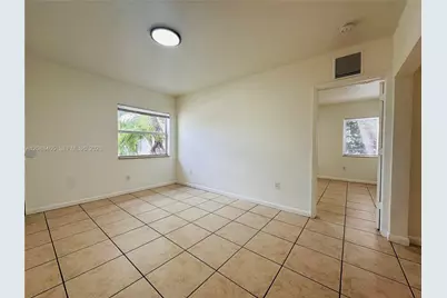573 NE 82nd St #7, Miami, FL 33138 - Photo 5