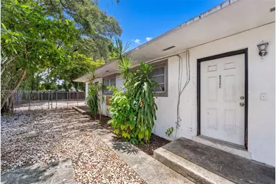 6936 NW 3rd Ave, Miami, FL 33150 - Photo 3