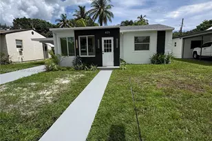 825 S 28th Ave, Hollywood, FL 33020 - Photo 1
