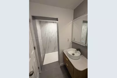 825 S 28th Ave, Hollywood, FL 33020 - Photo 15