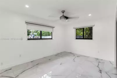 18731 SW 87th Ave, Cutler Bay, FL 33157 - Photo 17