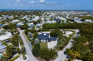 55 Ocean Front Dr, Key Largo, FL 33037 - Photo 57